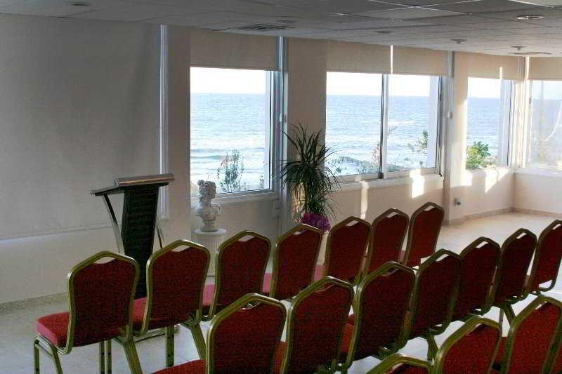 Flamingo Beach Hotel Larnaca Exterior foto