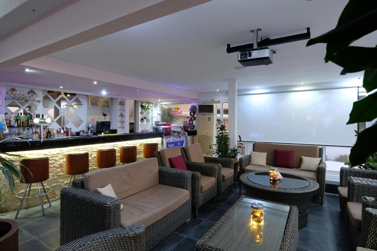 Flamingo Beach Hotel Larnaca Exterior foto